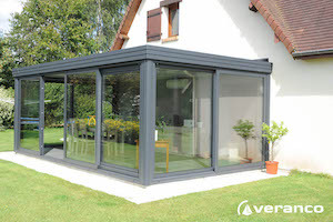 https://www.ombralu.be/assets/site-images/7-veranda_onyx.jpg