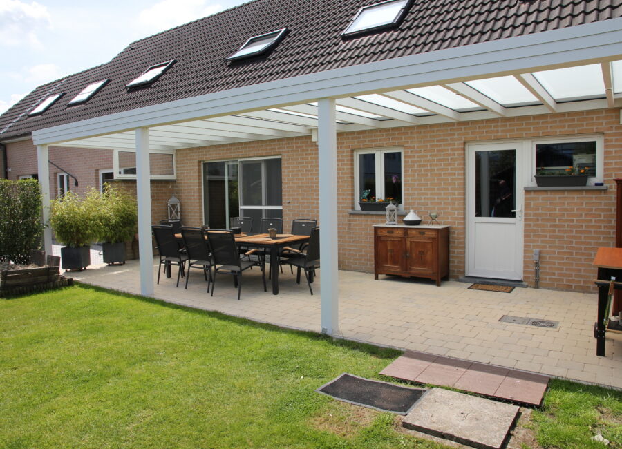 Pergola à toiture plate