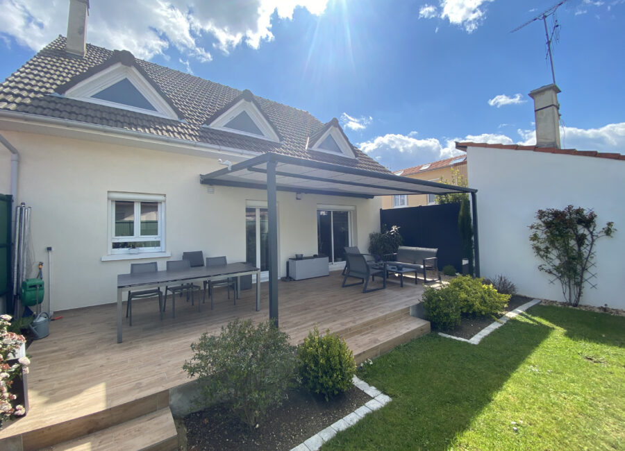 Pergola à toile enroulable
