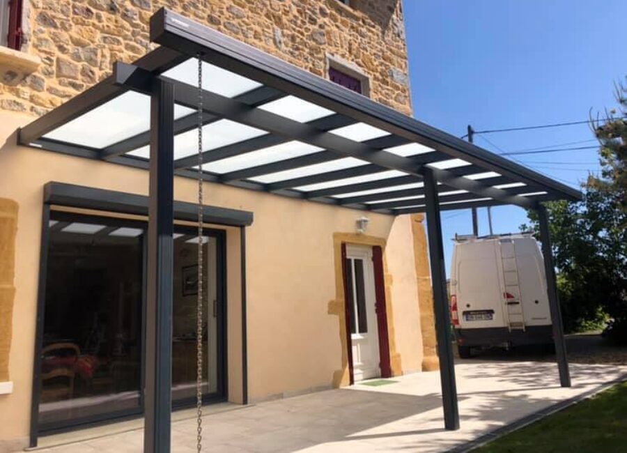 Pergola à débord de toiture