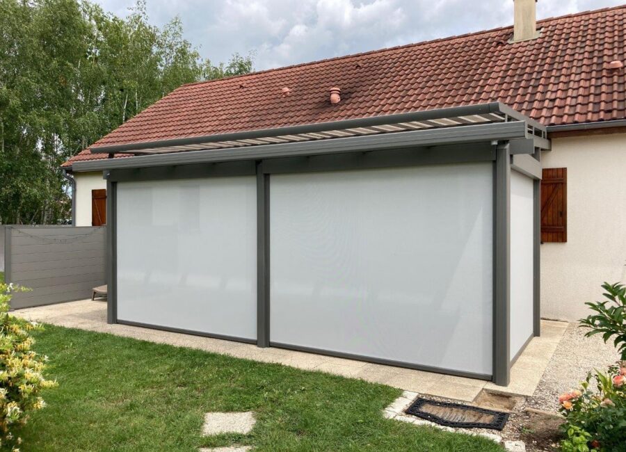 Pergola à débord de toiture